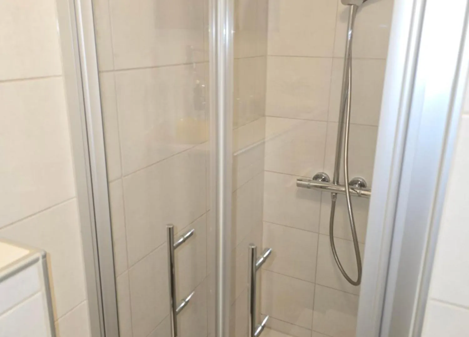 Apartment Nr 5 Bei Augsburger Platz Stuttgart Almanya