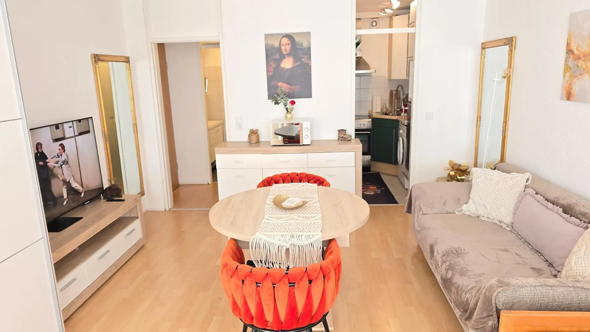 Apartment Nr 5 Bei Augsburger Platz Stuttgart Germany